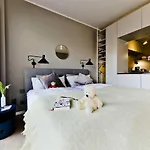 Daire Design-apartment An Der Strandallee Nur 50 Meter Vom Scharbeutz