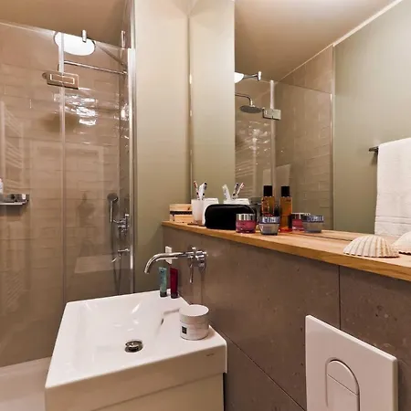 Design-apartment An Der Strandallee Nur 50 Meter Vom * Scharbeutz